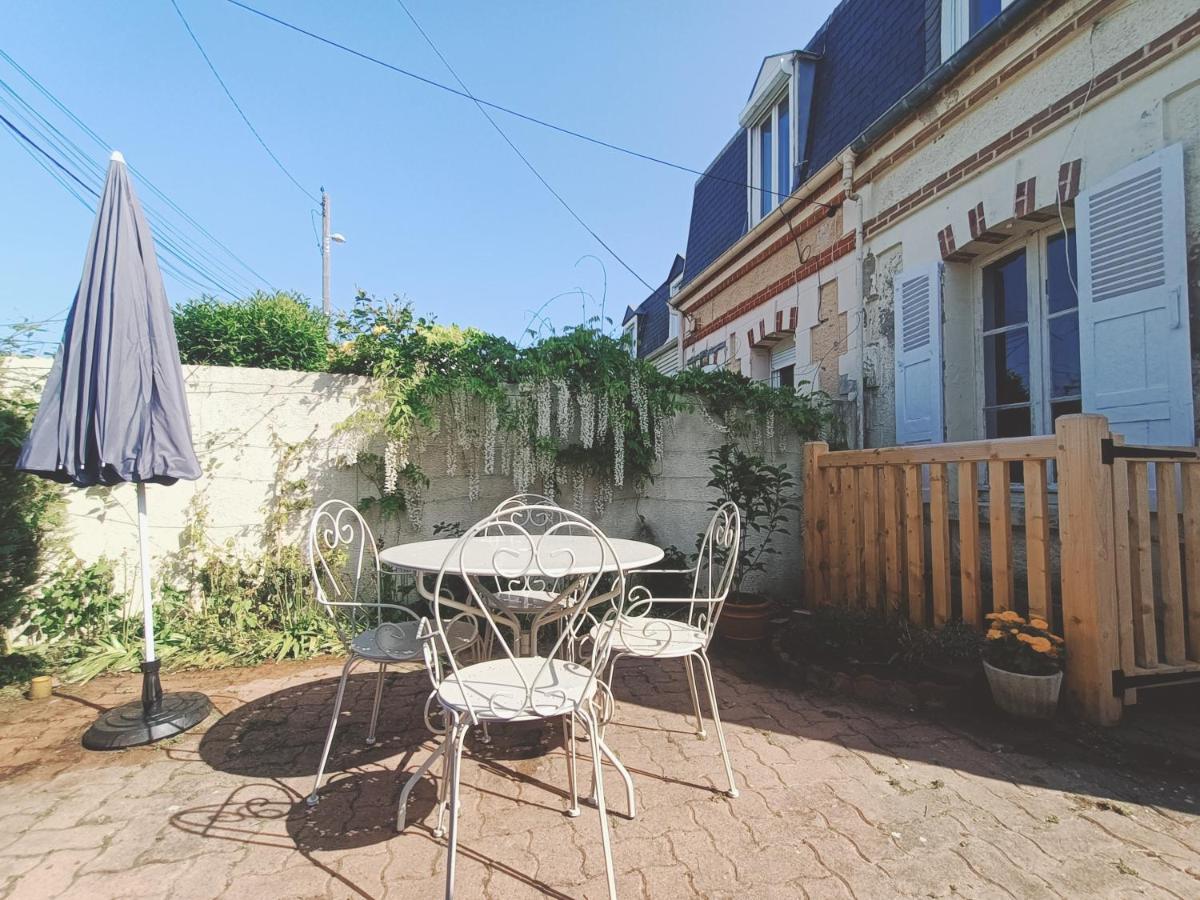 La Maison Des Magnolias Trouville-sur-Mer Εξωτερικό φωτογραφία